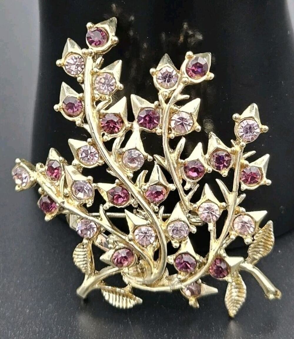 Vintage 1962 Sarah Coventry Wisteria Floral Brooch Pin #2428 Pink Purple Rhinest